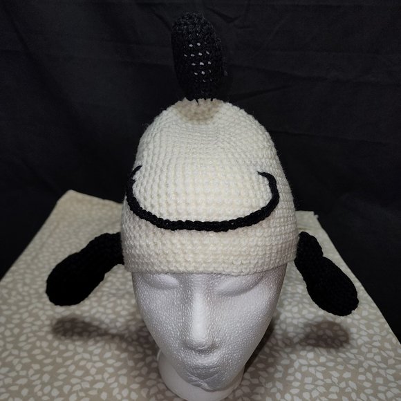 NWT Men's Original Hand-Crocheted Happy Dance Beagle Hat - Picture 1 of 2